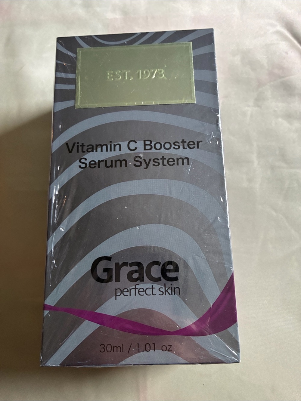 Grace Vitamin C Booster Serum System - Silver with Purple Accent